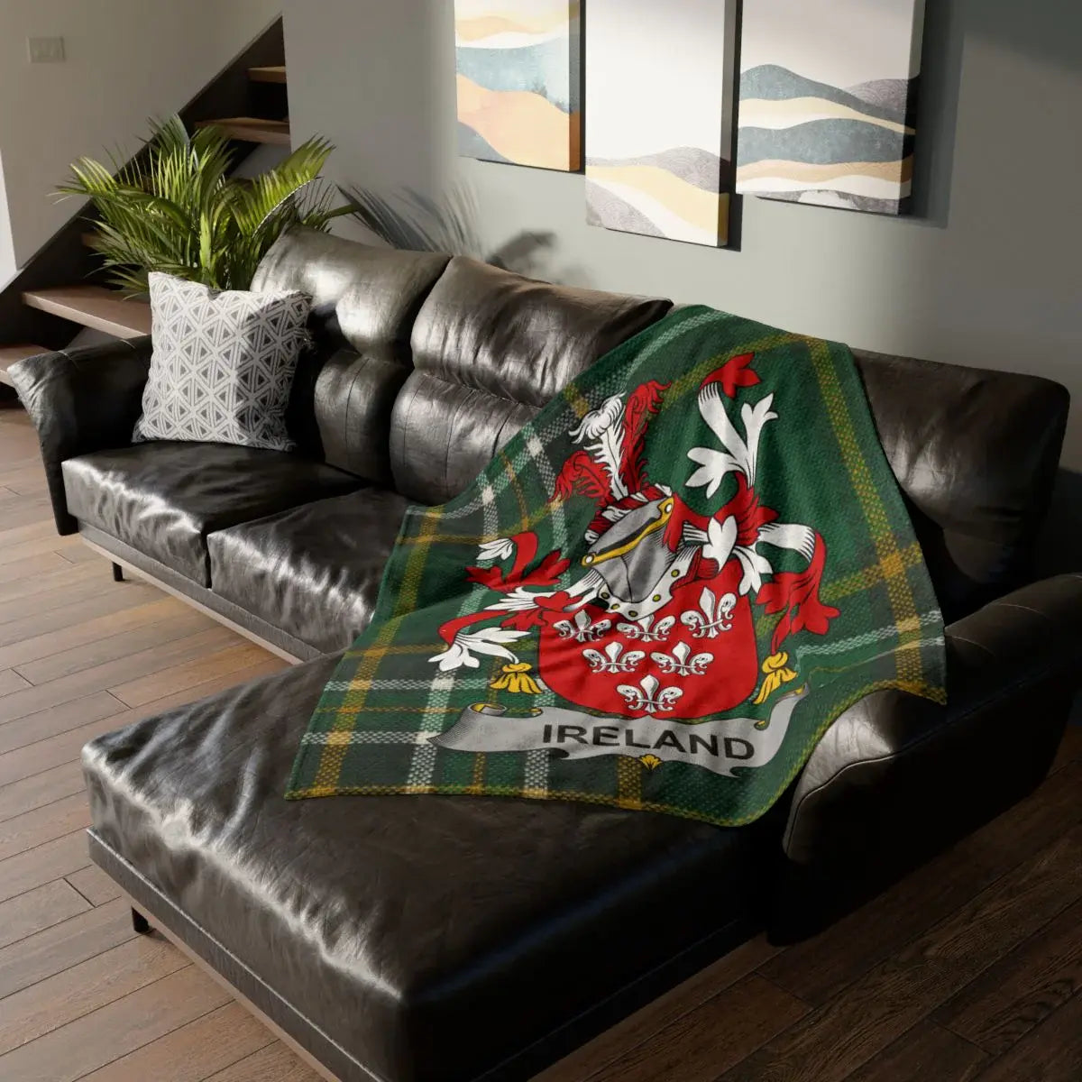 Irish Coat of Arms Tartan Blanket for Cozy Decor