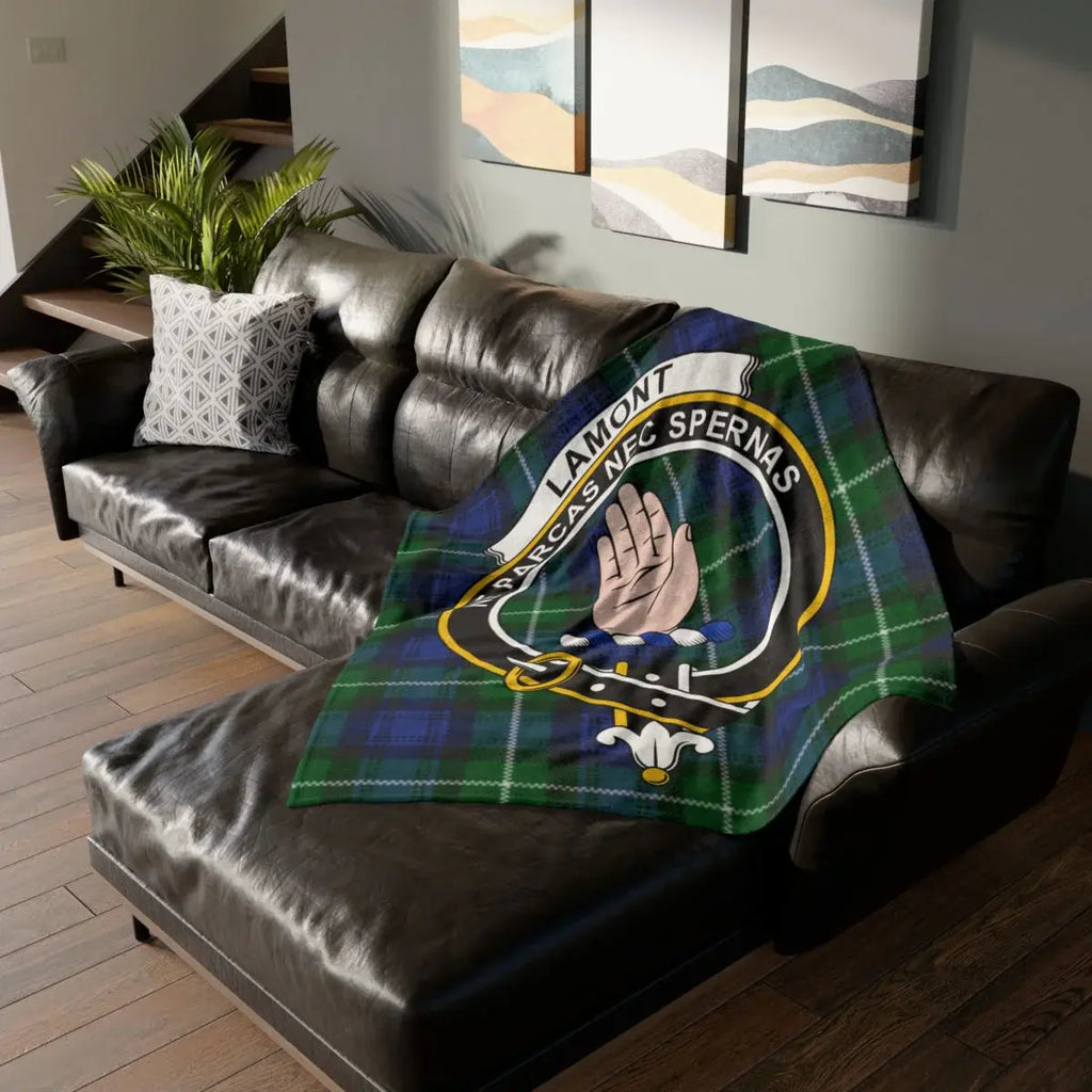 Lamont clan crest tartan throw blanket — 50x60 polyester, Ne Parcas Nec Spernas heraldic design