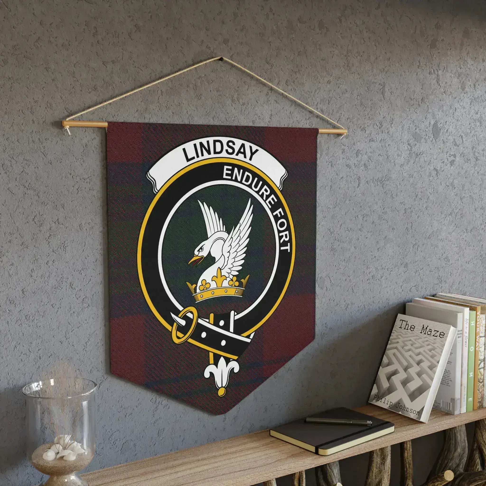 Lindsay Endure Fort crest with eagle wall banner — 18x21 heraldic clan design