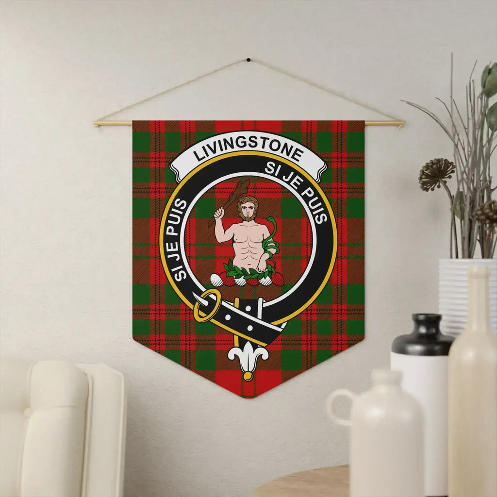 Clan Livingstone tartan crest pennant — 18x21 inch polyester twill with Si Je Puis motto, wooden dowel display