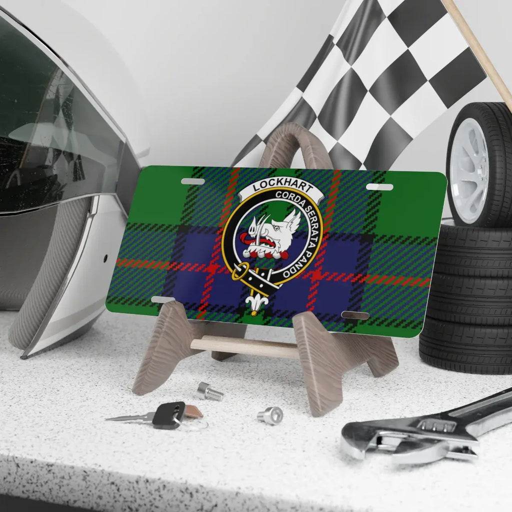 Clan Lockhart tartan crest novelty license plate — Corda Serrata Pando design, 12x6 inch aluminium