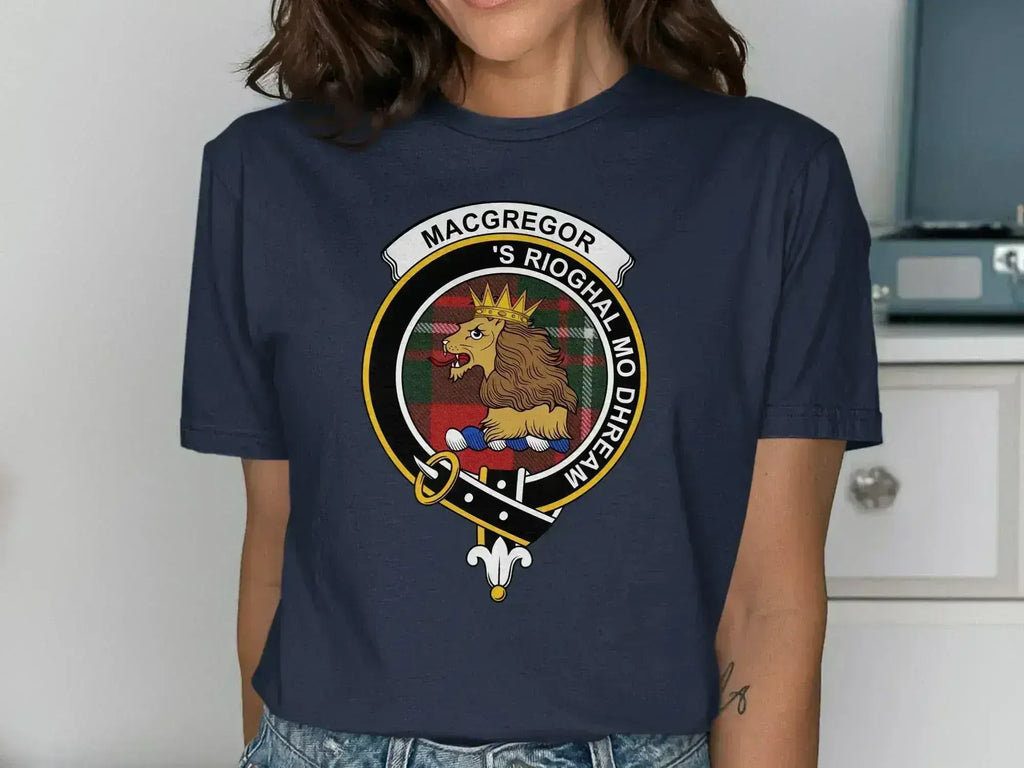 MacGregor 'S Rioghal Mo Dhream clan crest tartan t-shirt — lion heraldic design on cotton