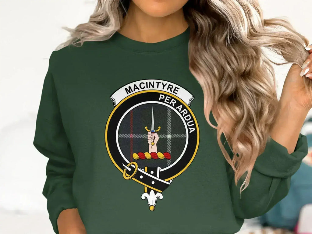 MacIntyre Per Ardua graphic green sweatshirt — clan crest heraldic design on fleece