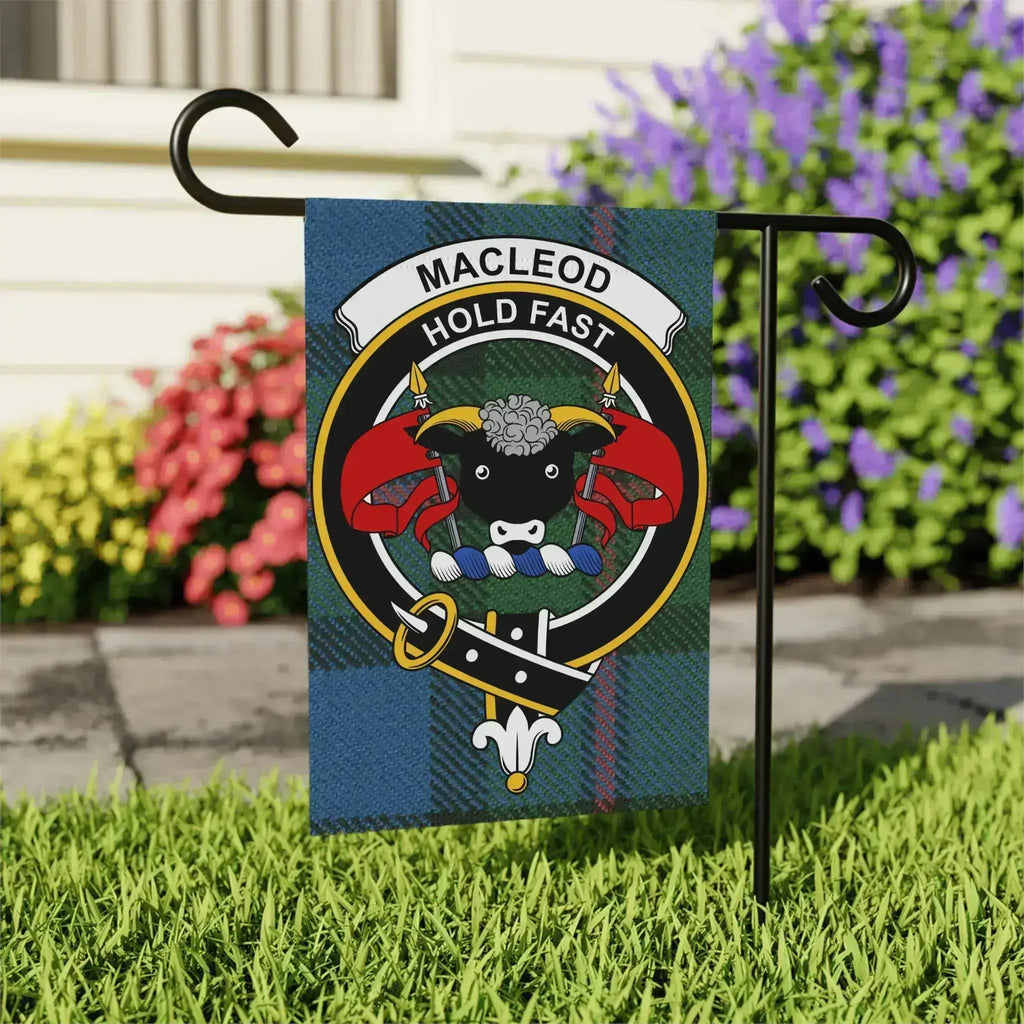MacLeod Hold Fast decorative clan crest garden flag 24x32 inches — poly poplin-canvas outdoor display