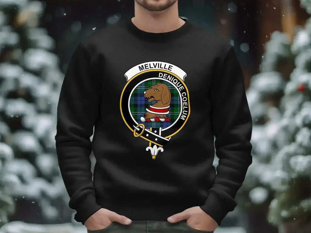 Melville tartan crest sweatshirt in navy — Denique Coelum motto, ribbed cuffs, S-3XL