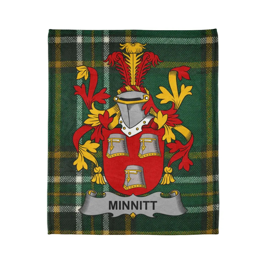 Minnitt Family Crest on Green Plaid Background Blanket