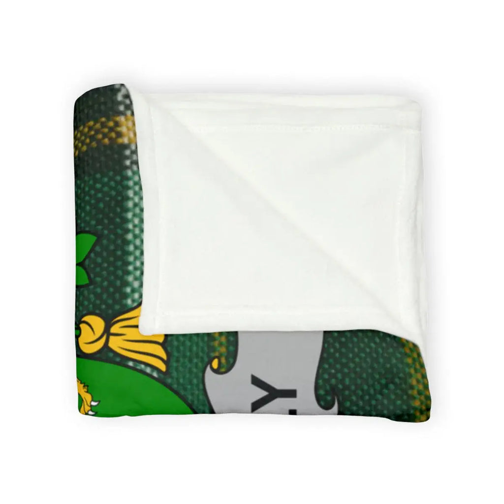 Cozy Green Graphic Design Blanket for Comfort and Style