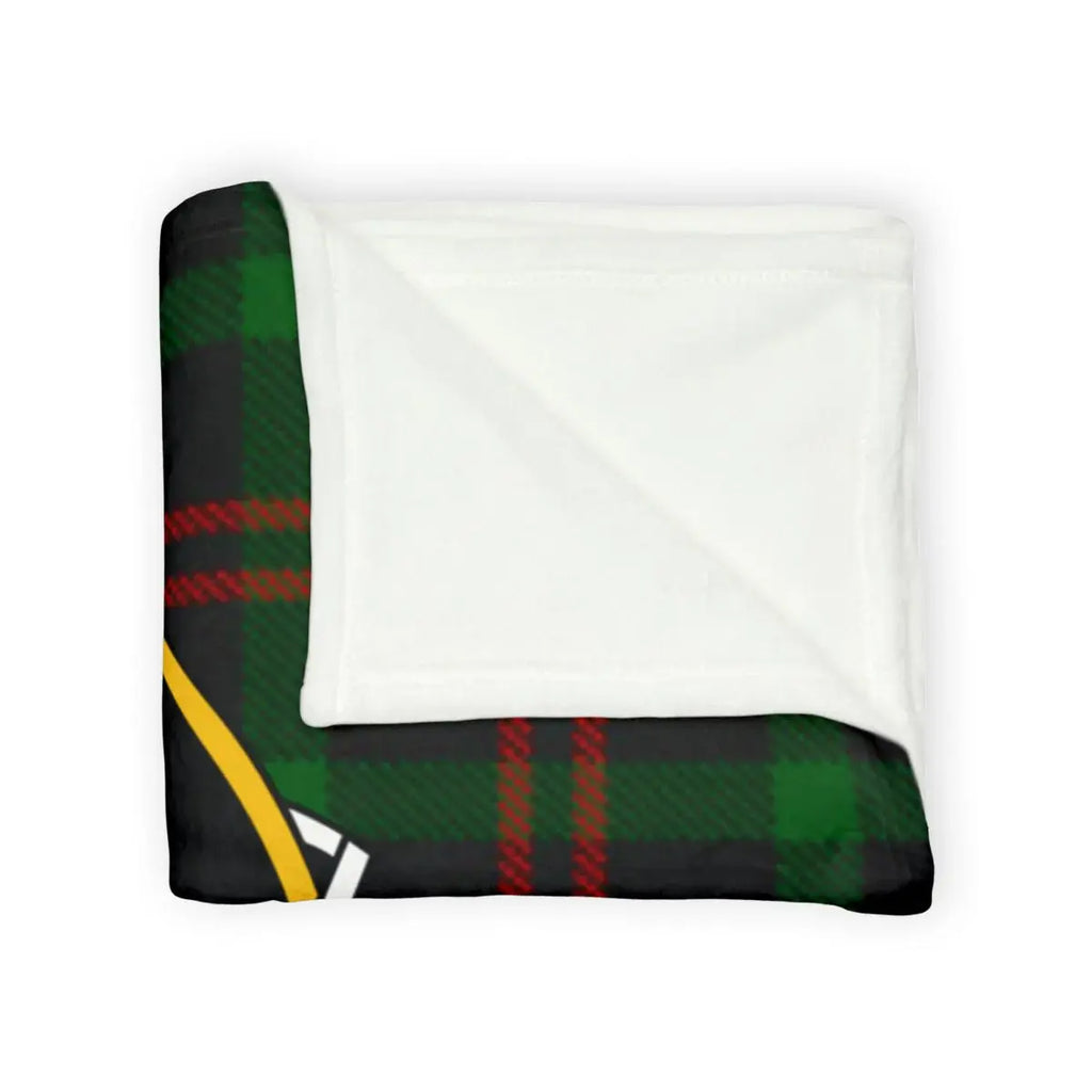 Cozy Green Tartan Fleece Blanket for Warmth and Comfort
