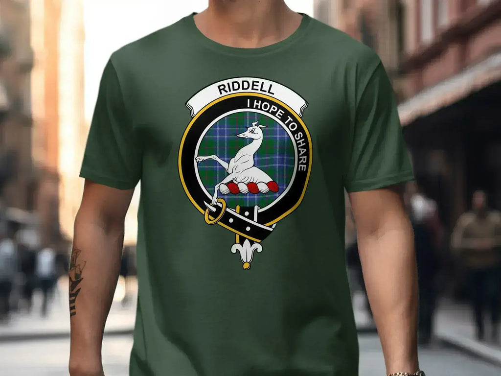 Clan Riddell crest badge I Hope to Share T-shirt in royal blue — soft cotton, short sleeve