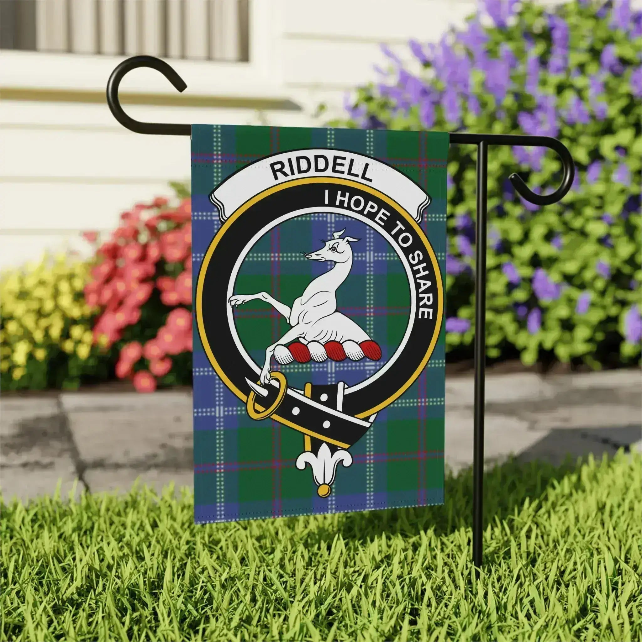 Riddell I Hope to Share clan crest outdoor flag — 24.5" x 32" Scottish tartan garden flag
