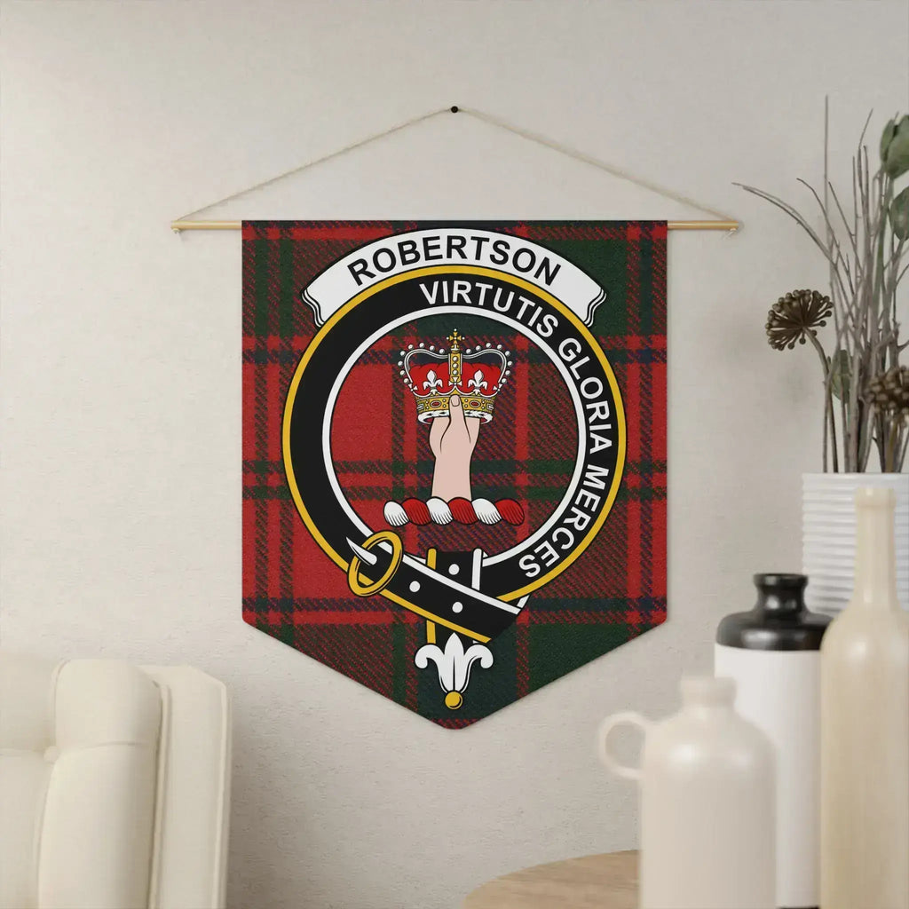 Clan Robertson crest tartan pennant — 18x21 inch polyester twill with wooden dowel