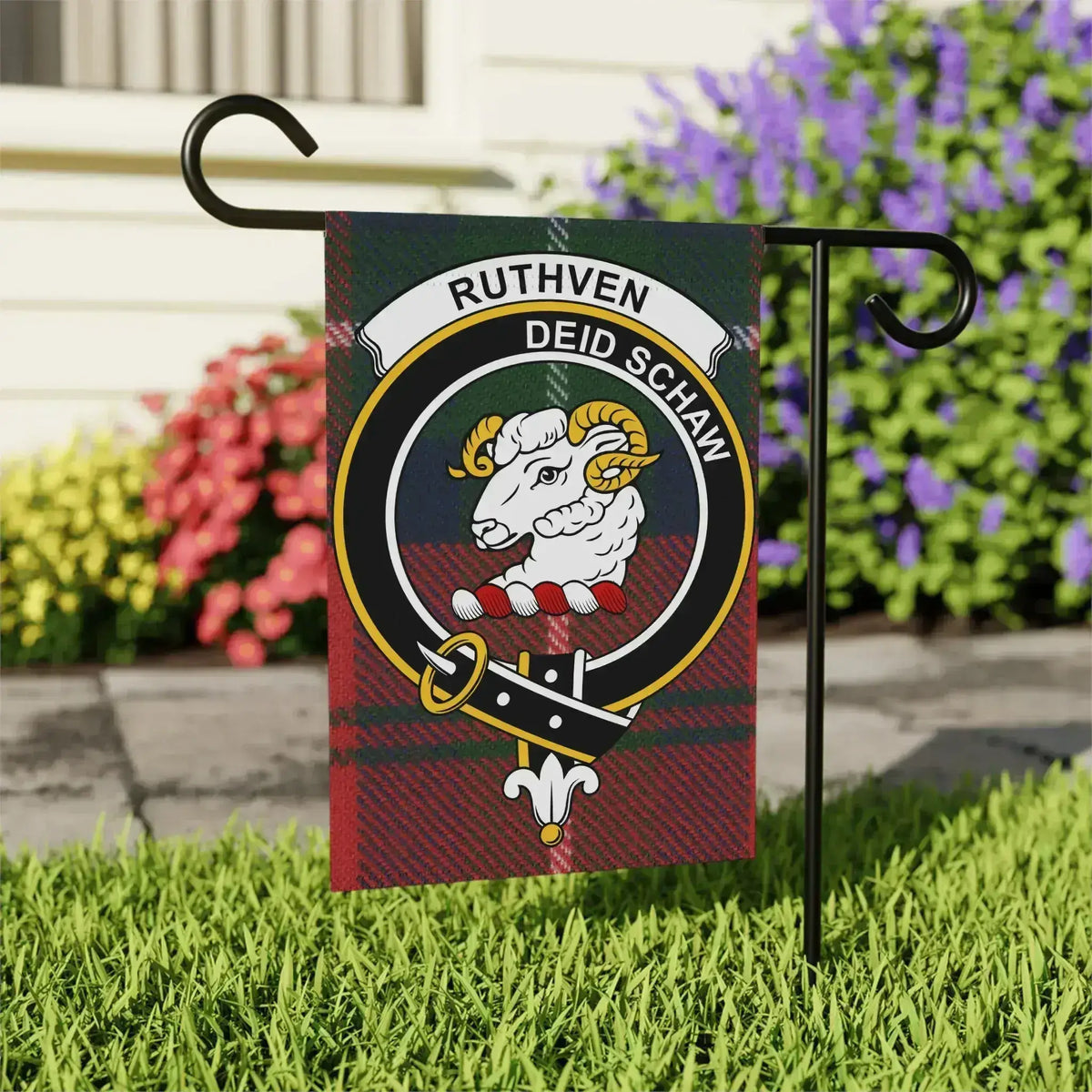 Ruthven deid schaw clan crest garden flag — 24.5x32 inch outdoor display