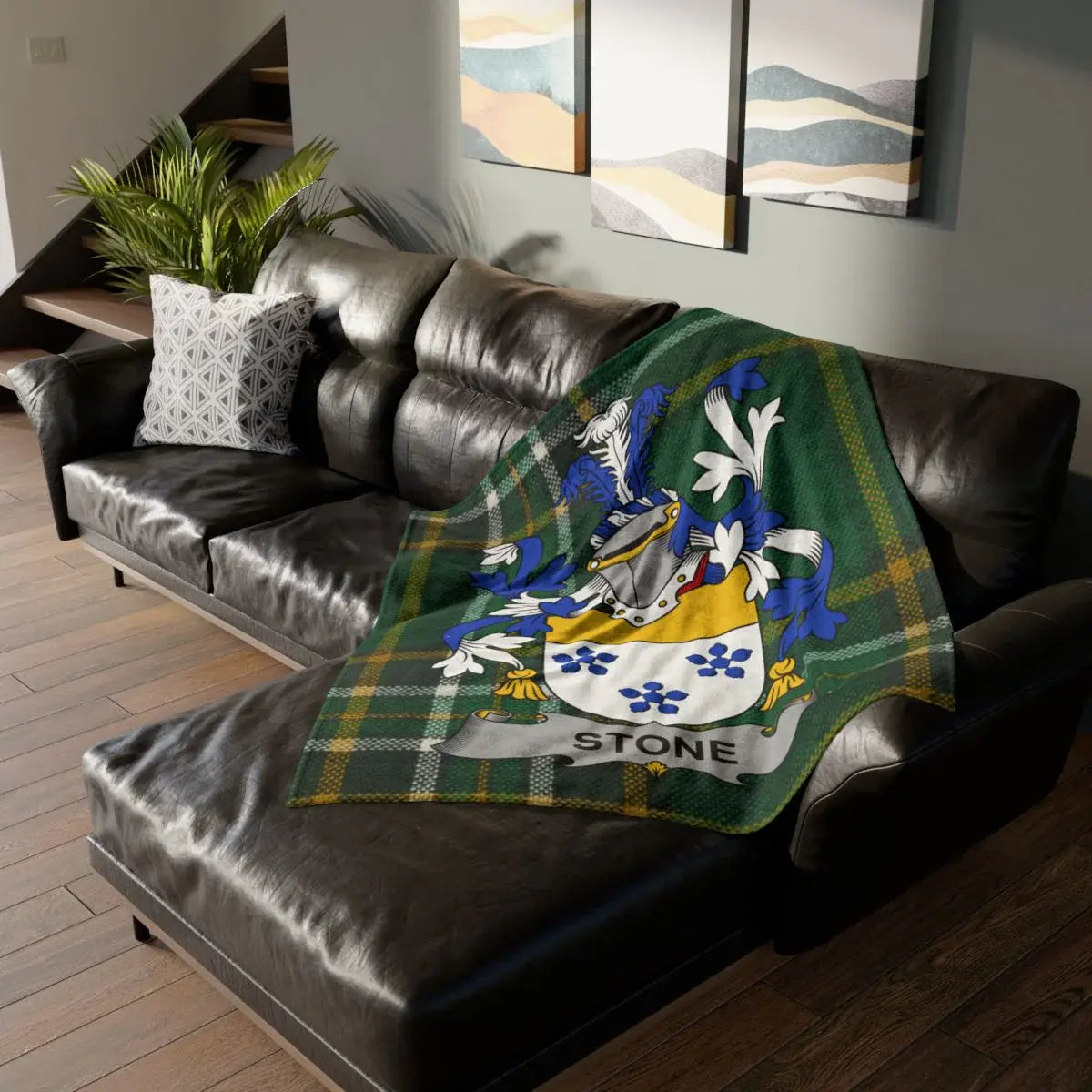 Family Crest Patterned Throw Blanket for Home Decor