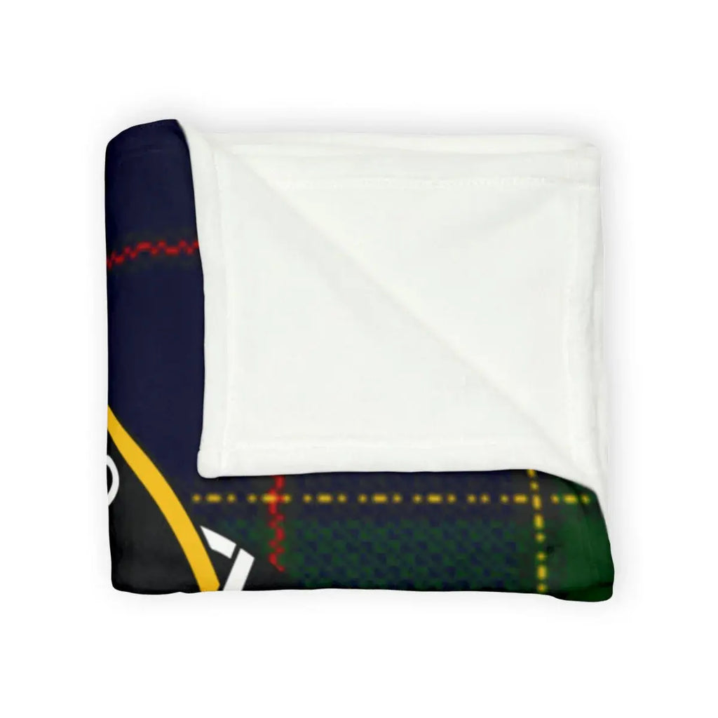 Cozy Plaid Blanket with Unique Pattern Design