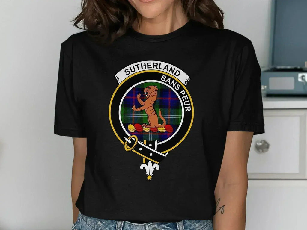 Sutherland sans peur crest graphic tee — forest green, wild cat emblem