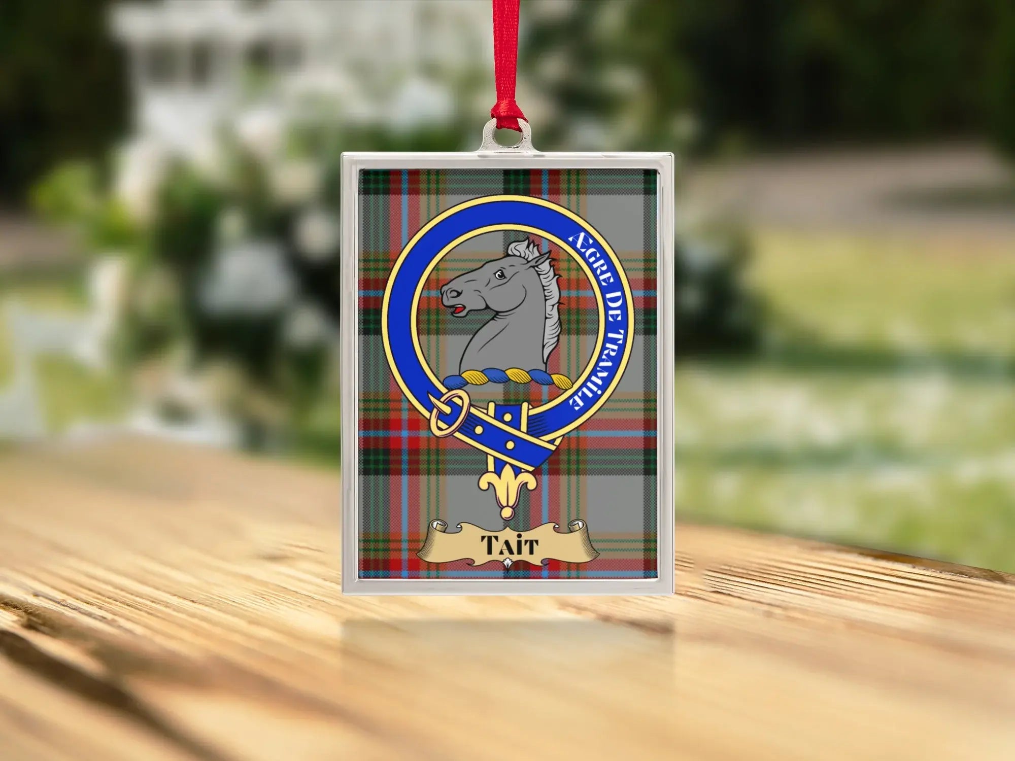 Stylish Clan Crest Plaid Pattern Tag product type