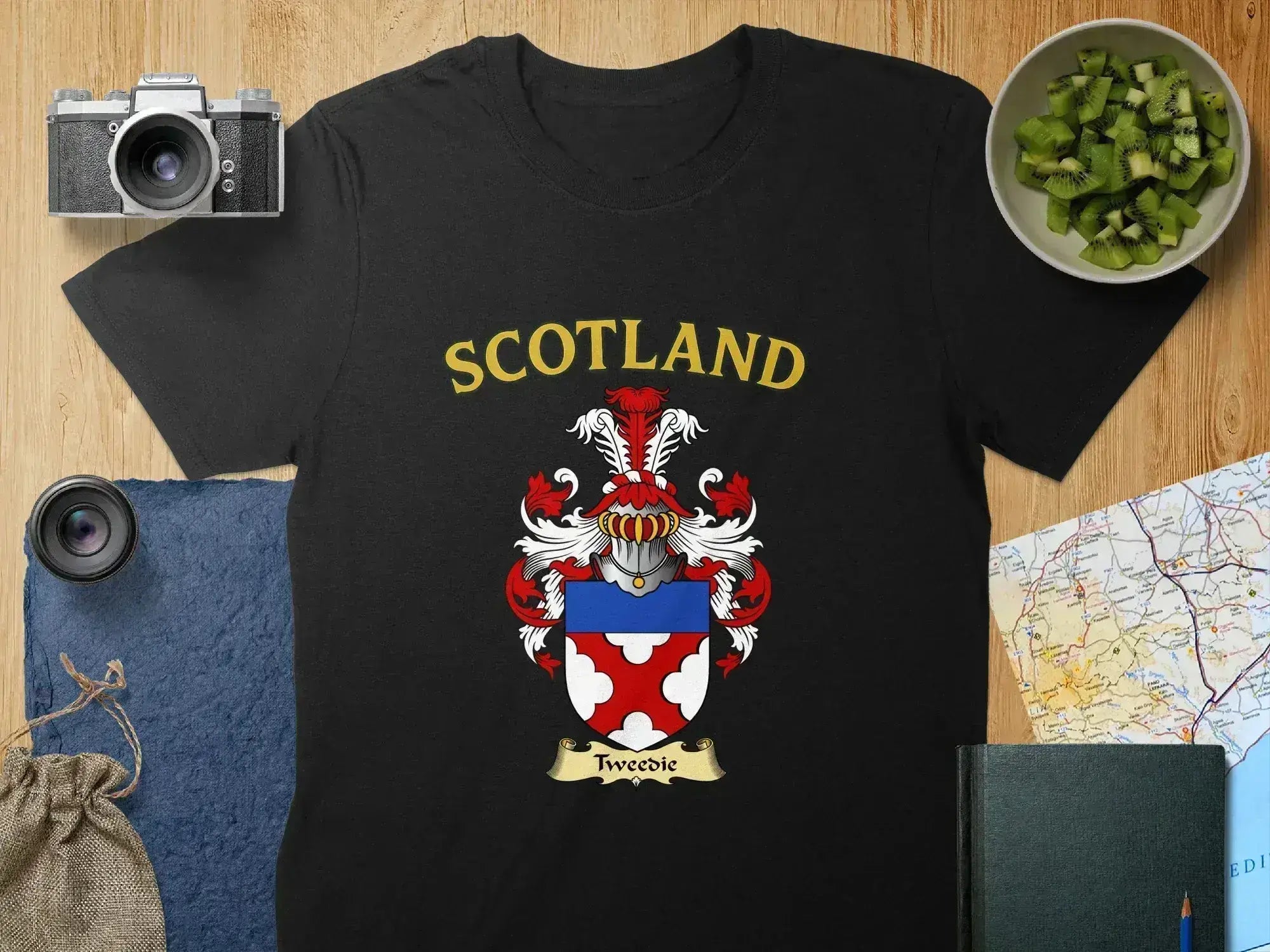 Scotland Emblem with Tweekie Family Crest T-shirt