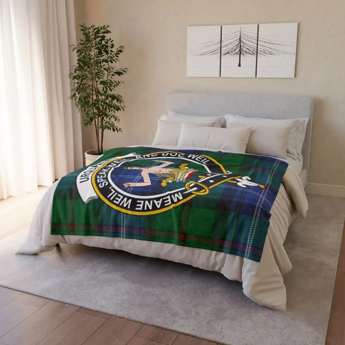 Urquhart clan crest comfortable full size blanket — cosy decorative design, 50x60