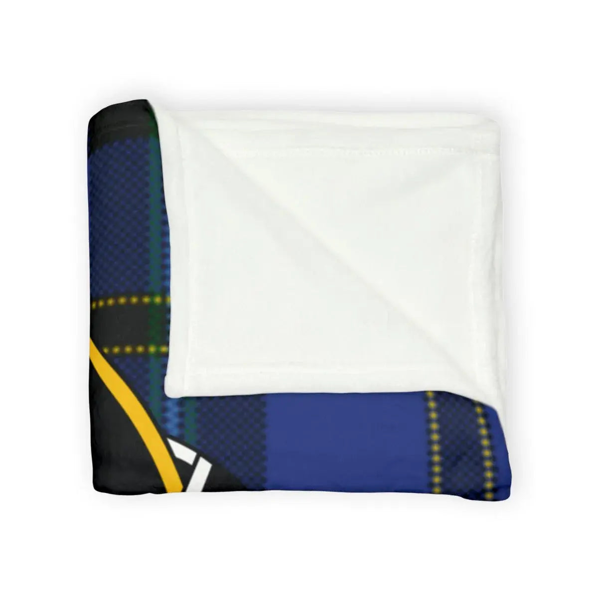 Cozy Plush Blanket with Colorful Tartan Design