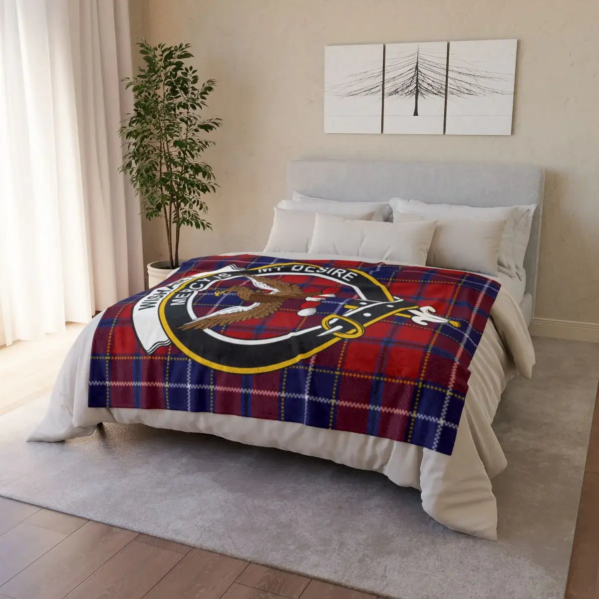 Luxurious Tartan Eagle Crest Bedspread for Stylish Bedrooms