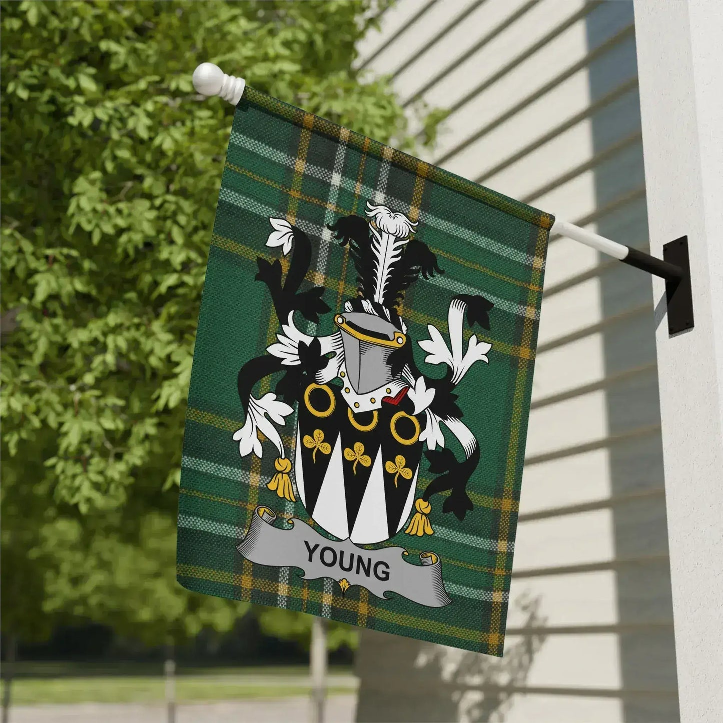 Family Crest Green Plaid House Flag Product