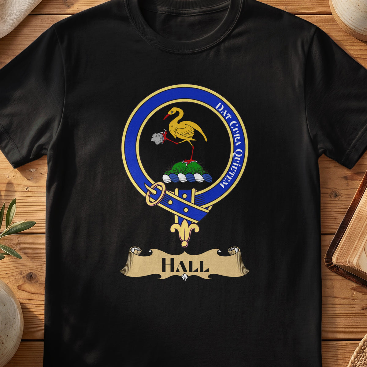 Hall Scottish clan crest T-shirt in black