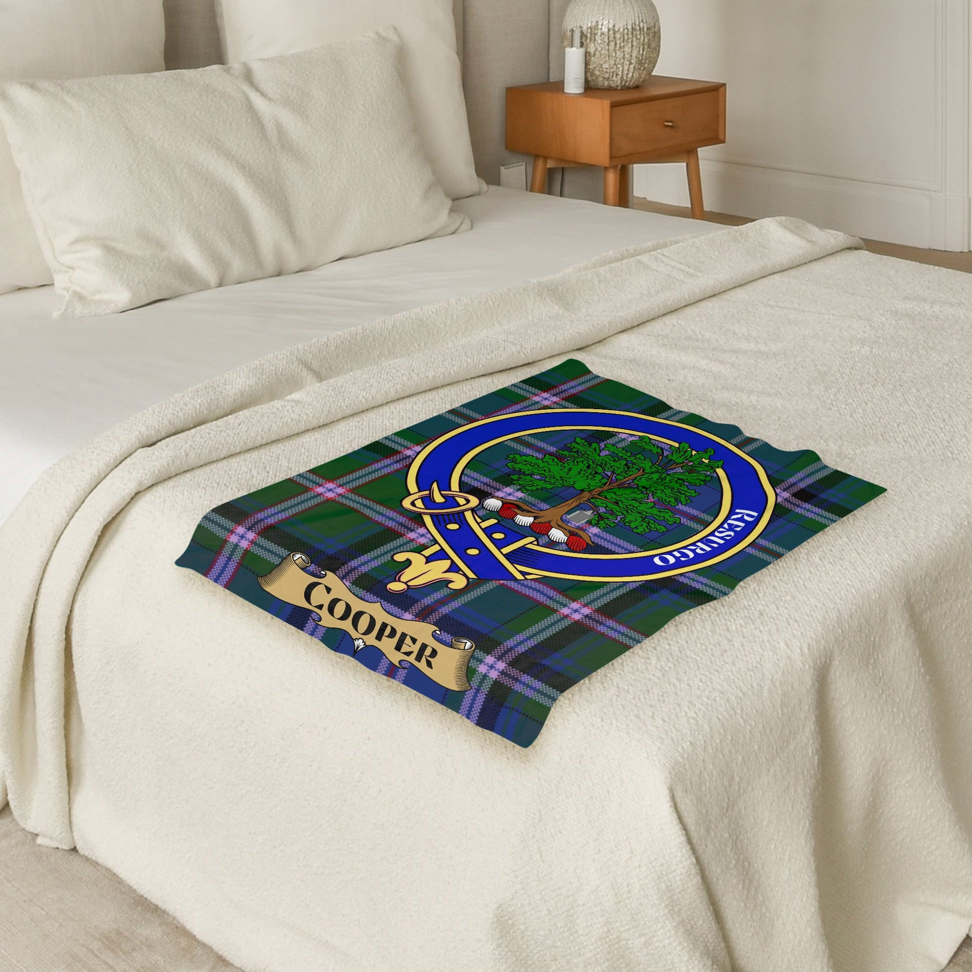 Scottish Clan Cooper Crest Tartan Throw Blanket - Living Stone Gifts