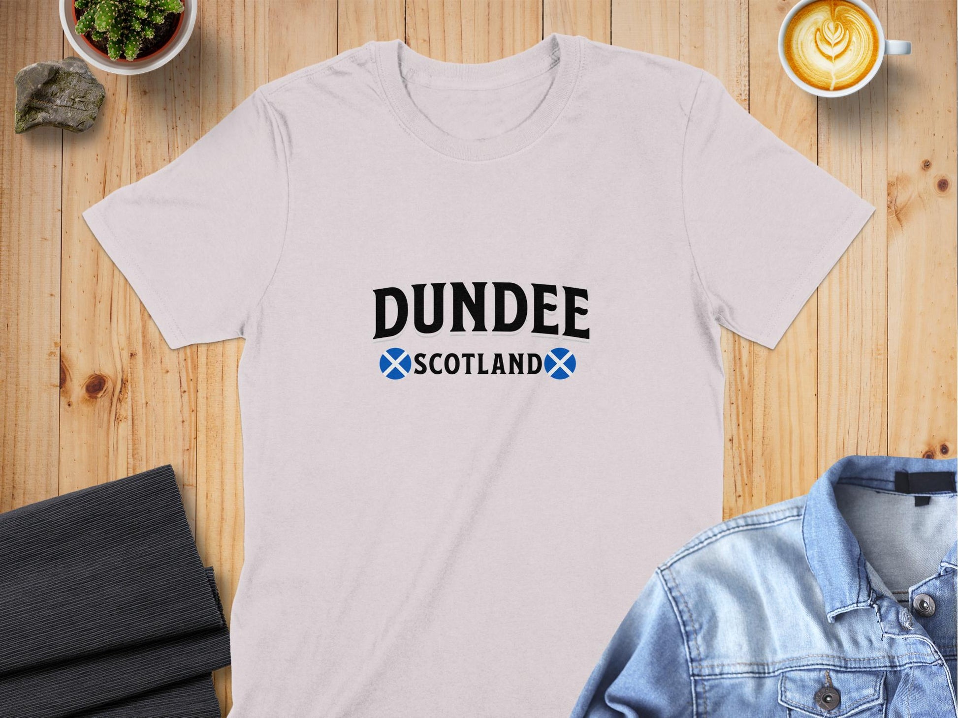 Discover Dundee Scotland Pride Graphic T-Shirt - Living Stone Gifts