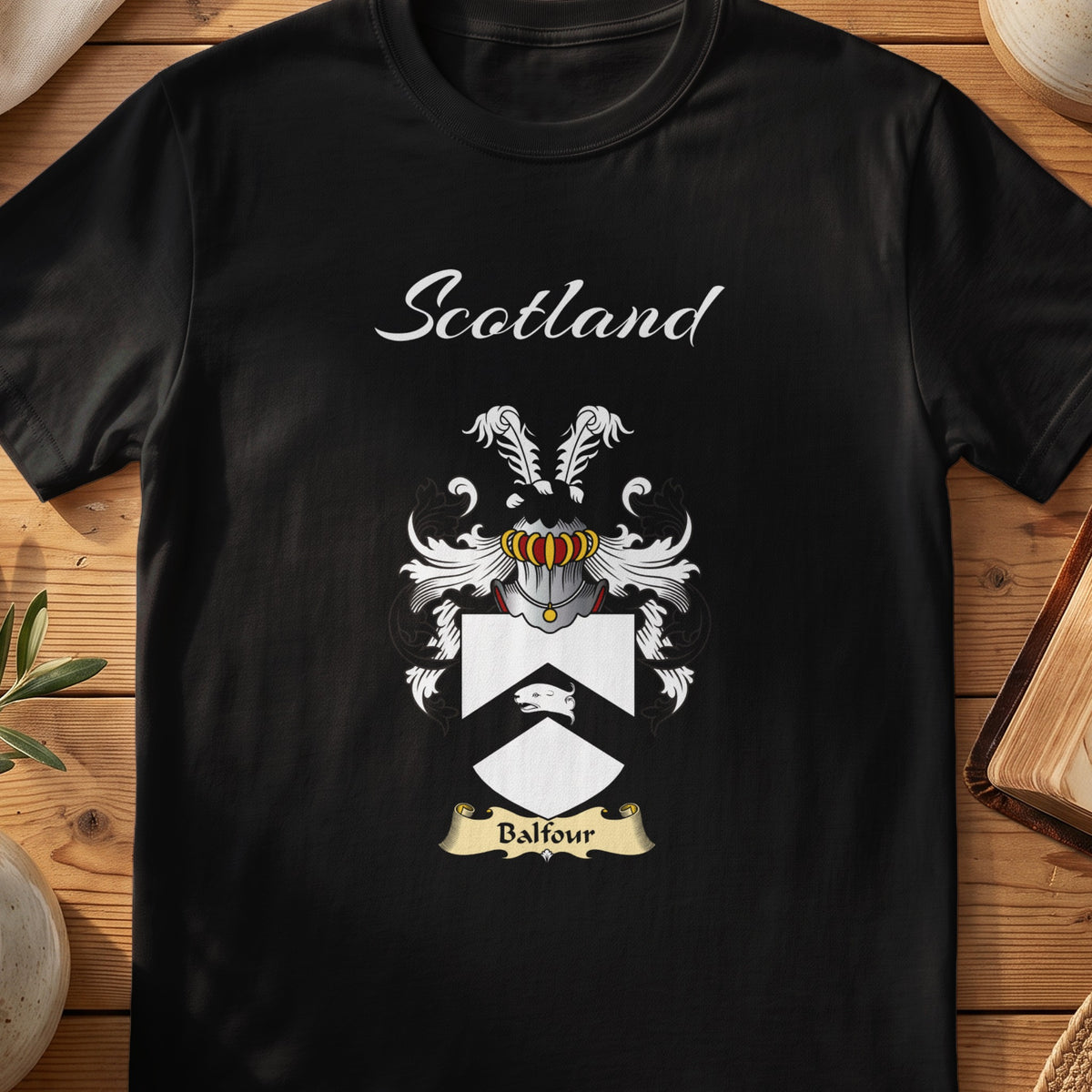 Balfour Scottish family shield T-shirt in Black