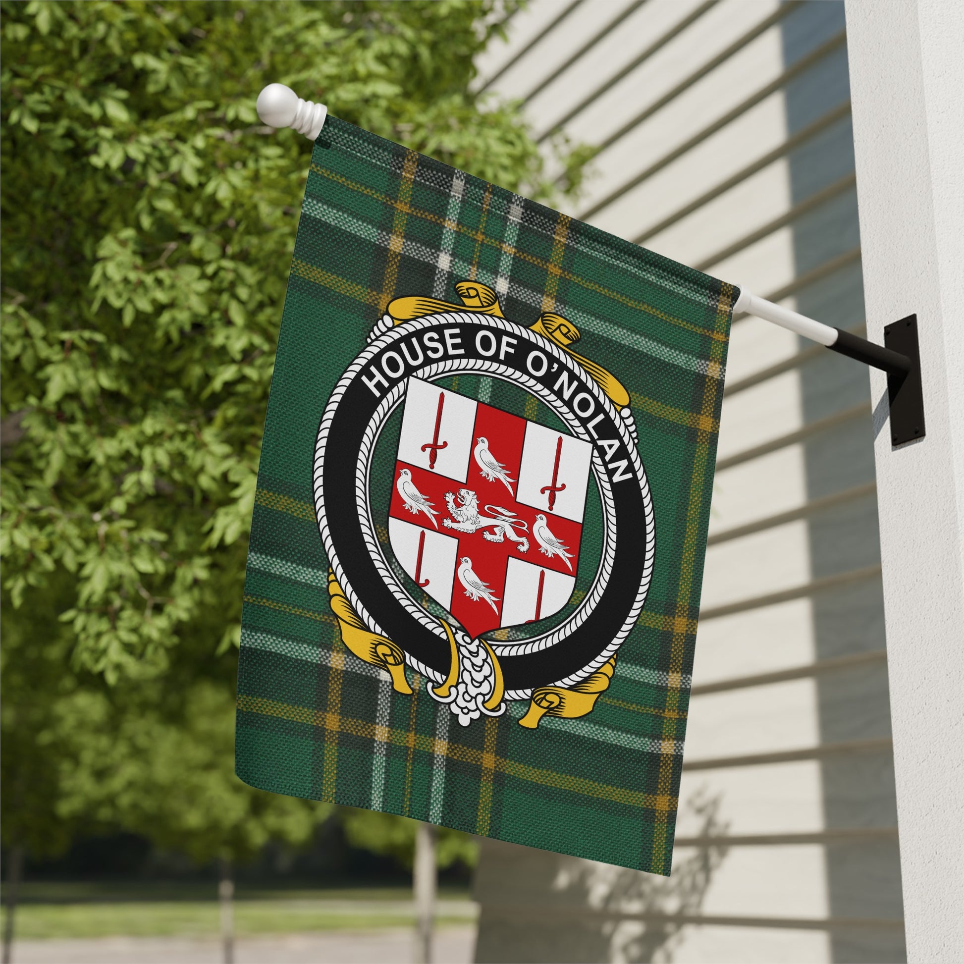 House of O'Nolan Plaid Outdoor Flag Decoration