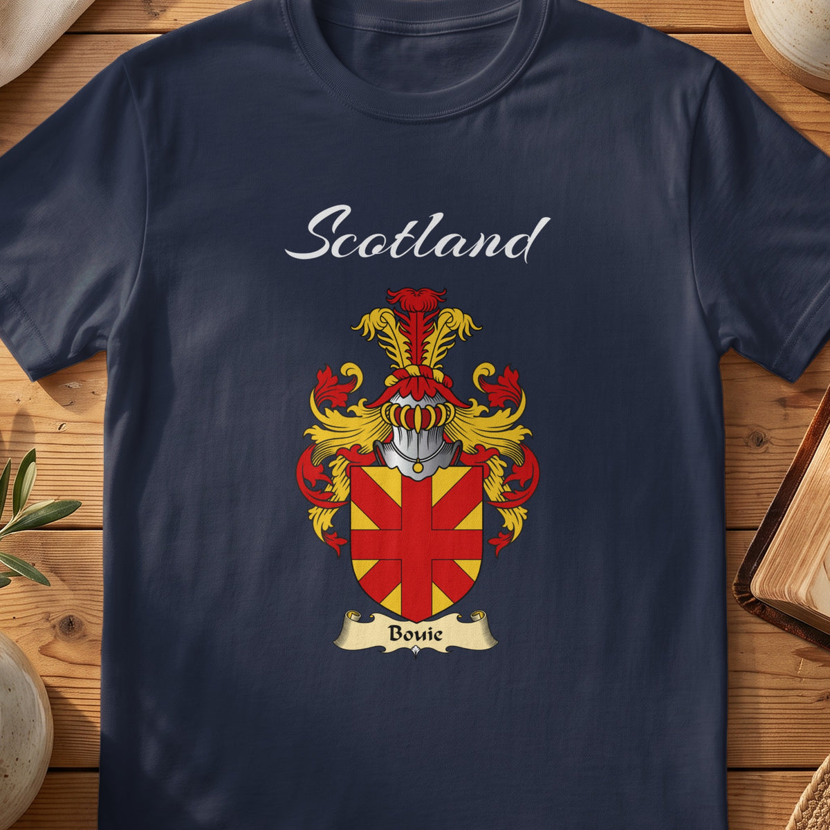 Bouie Scottish family shield T-shirt in Navy