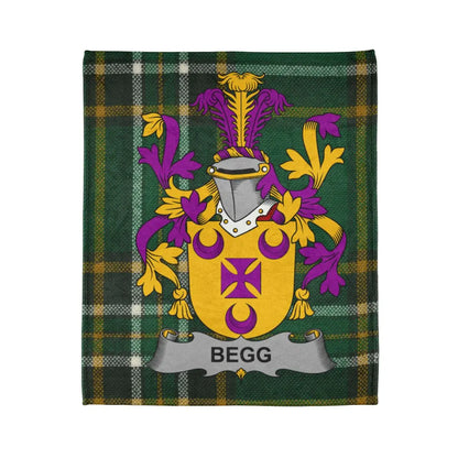 Begg Family Crest Tartan Design Throw Blanket product