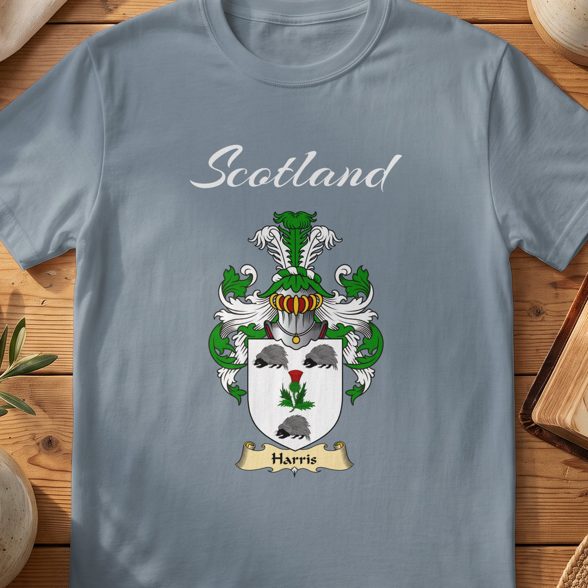 Harris Scottish family shield T-shirt in Stone Blue