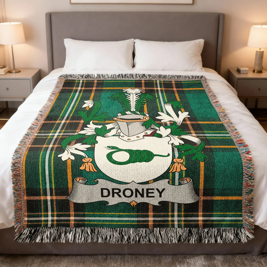 Droney Crest Green Plaid Fringed product type