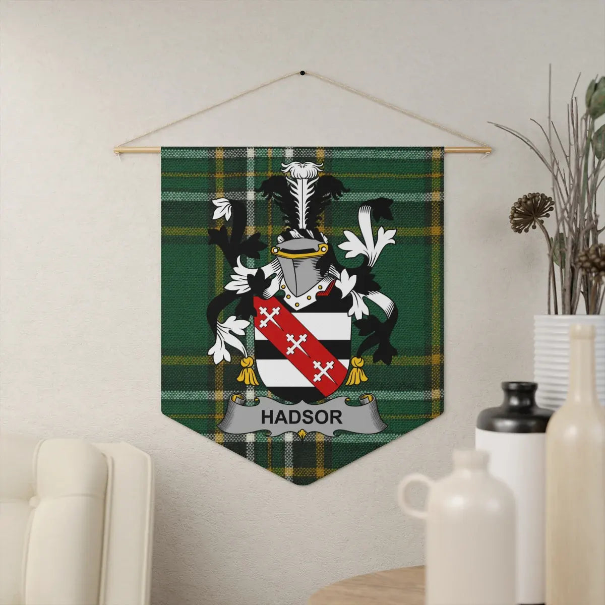 Hadsor Family Crest Green Tartan Wall Decoration product type