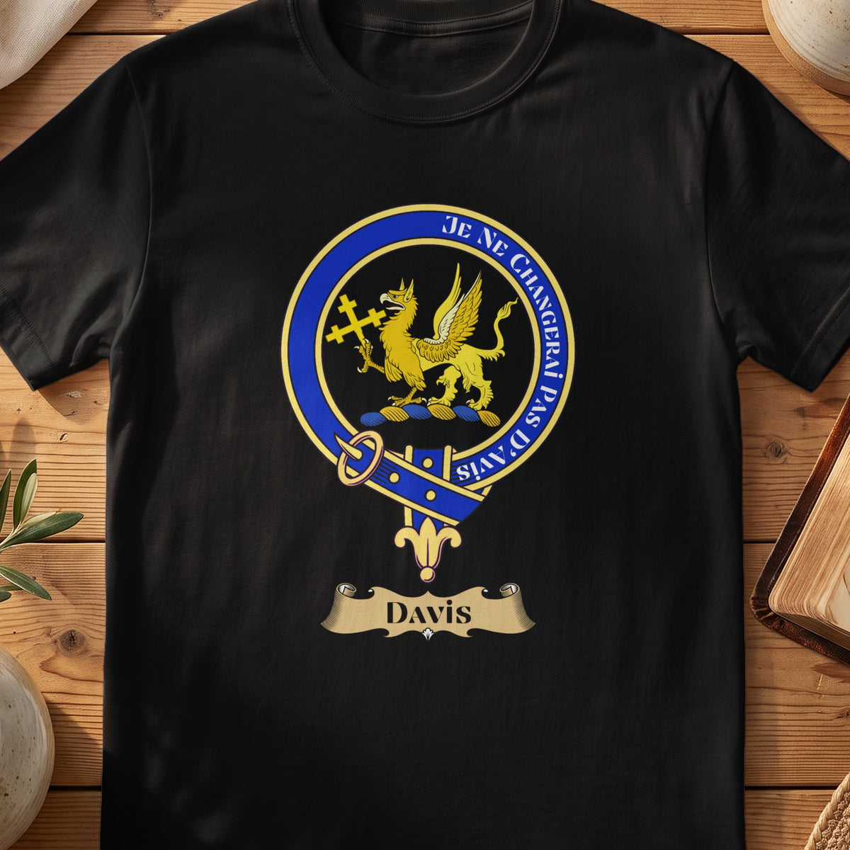 Davis Scottish clan crest T-shirt in black
