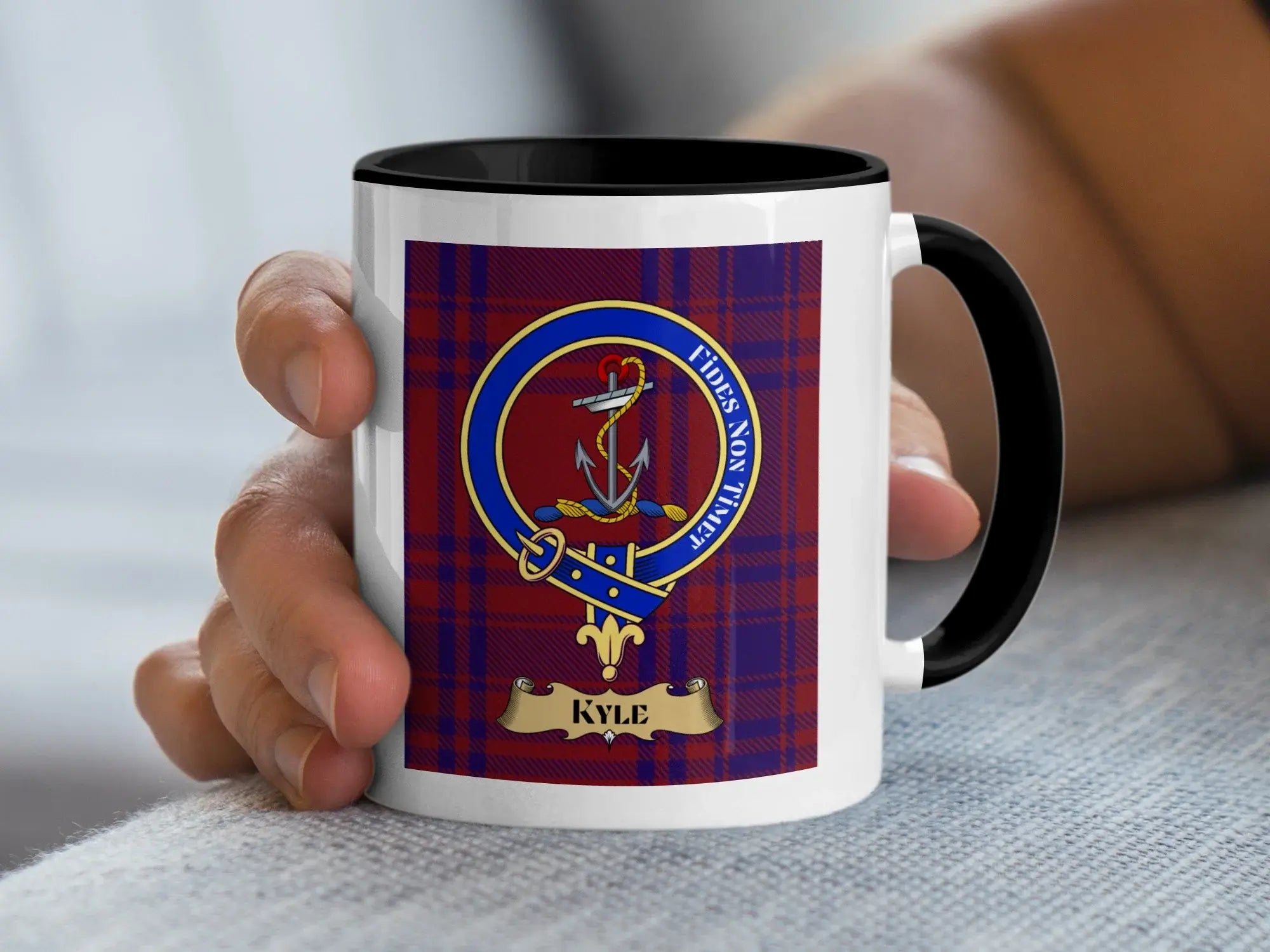 Kyle tartan mug with a coloured accent handle and interior