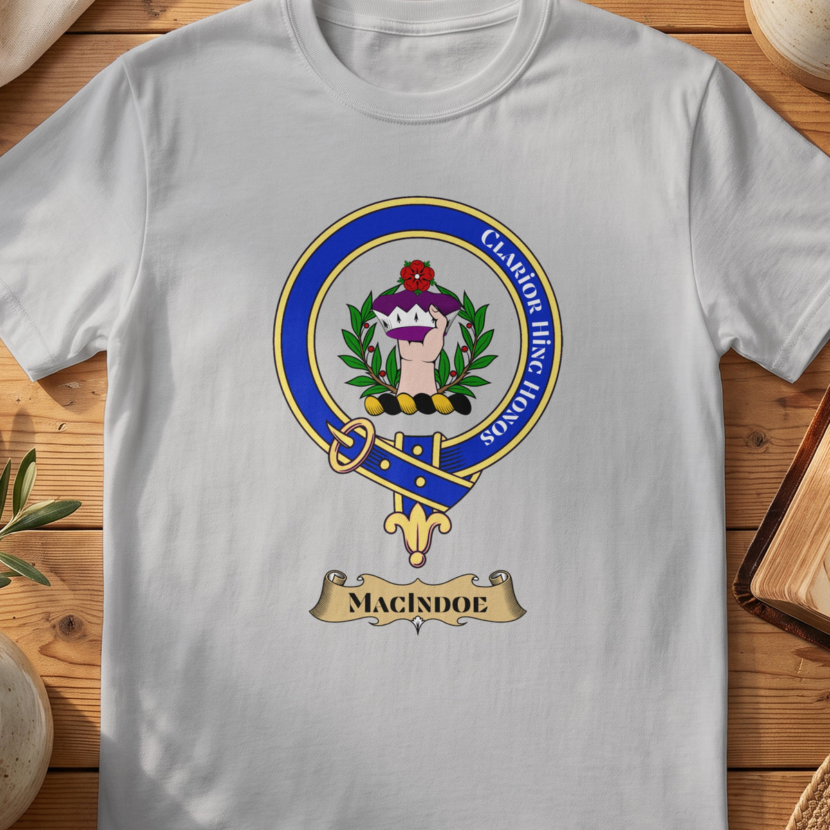 MacIndoe Scottish clan crest T-shirt in Sport Grey