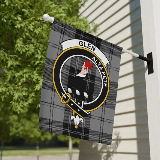 Glen Altapete Plaid Design House Flag product type