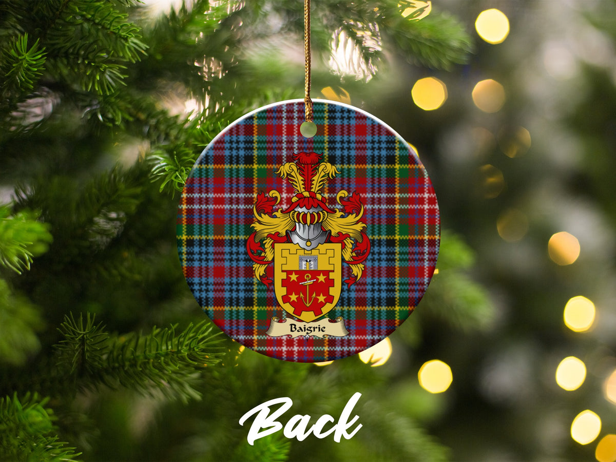 Double-sided Baigrie ceramic ornament with family shield and Caledonia tartan background