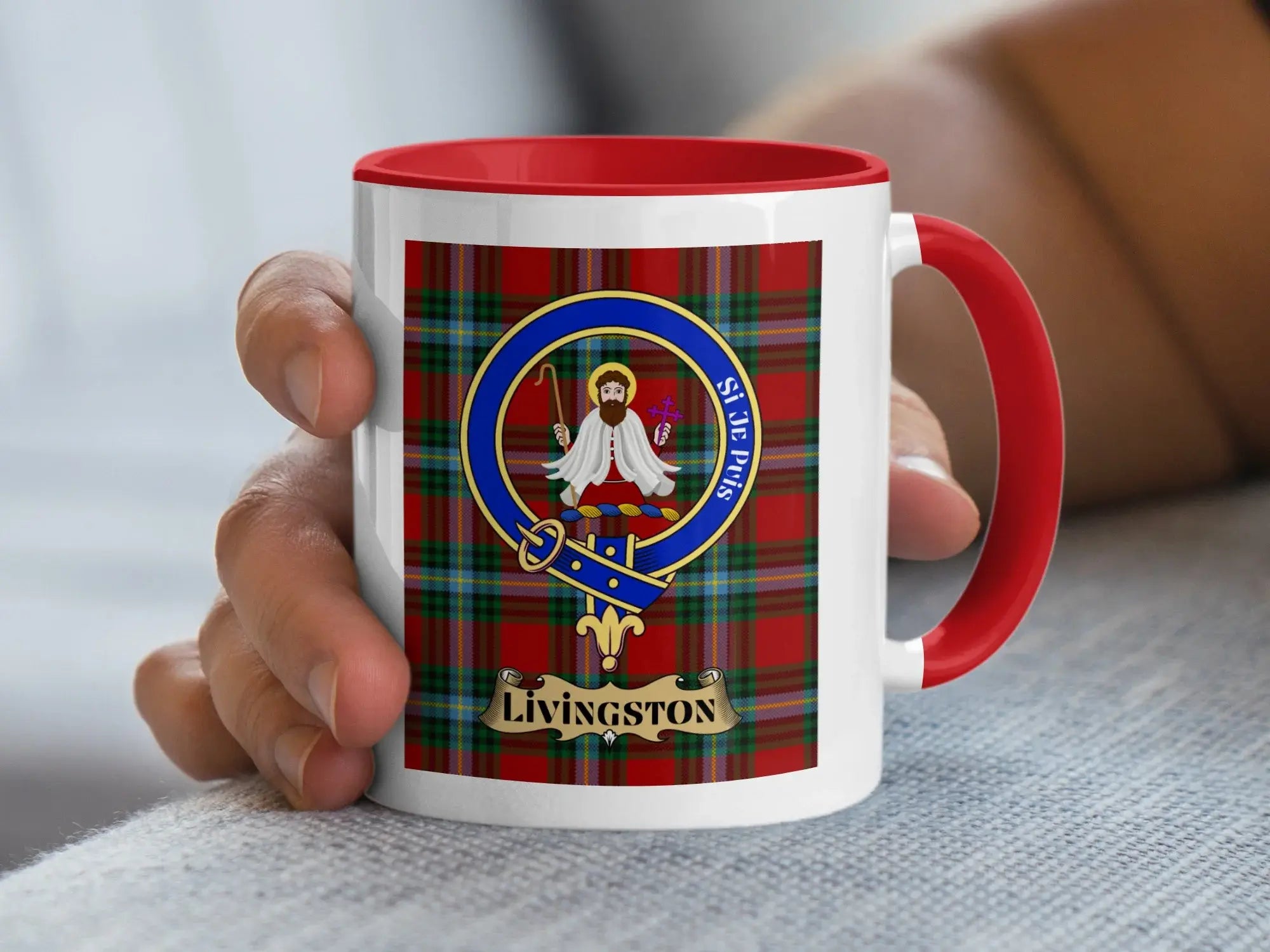 Livingston tartan crest mug — 15 oz with black handle, Si Je Puis heritage design