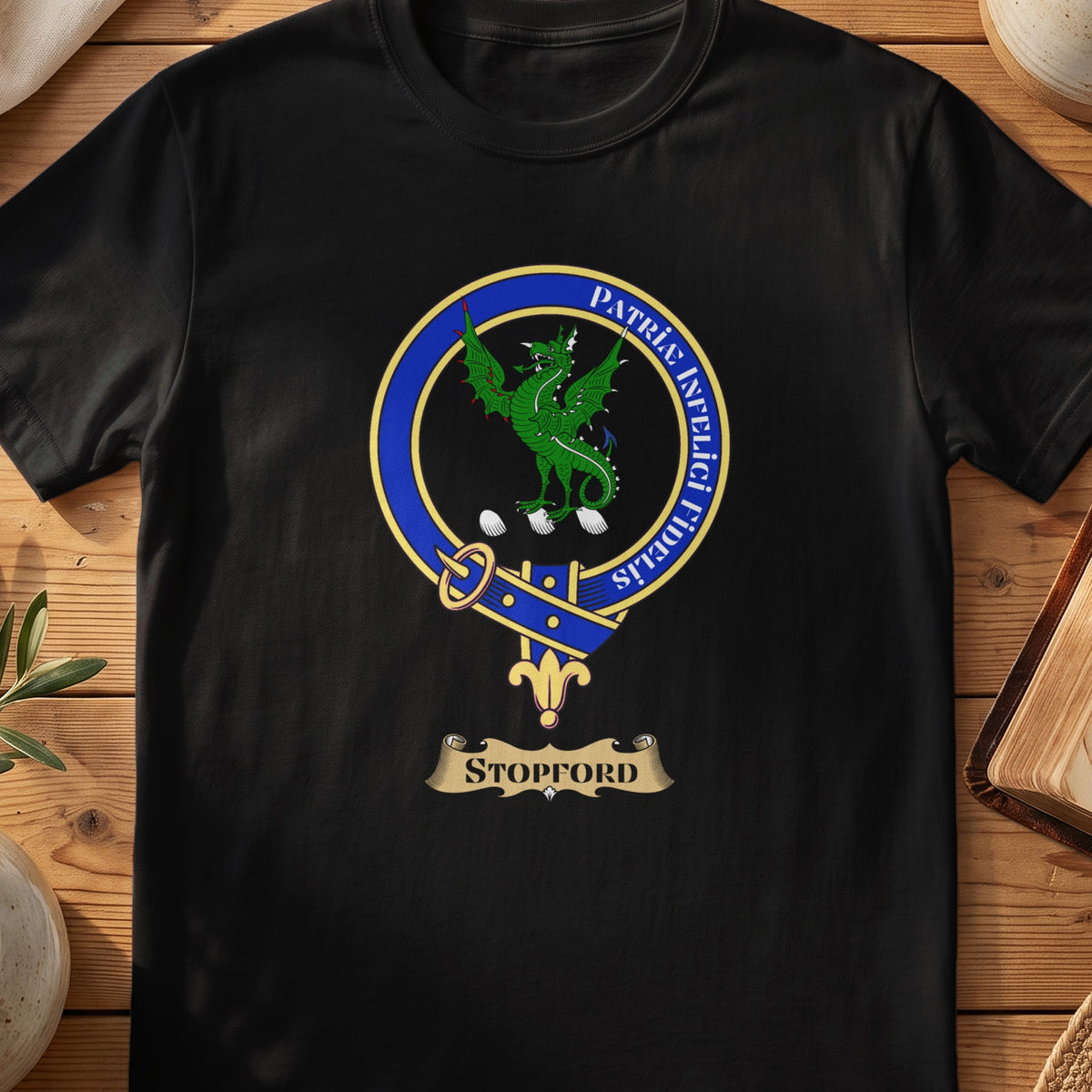 Stopford Scottish clan crest T-shirt in Black