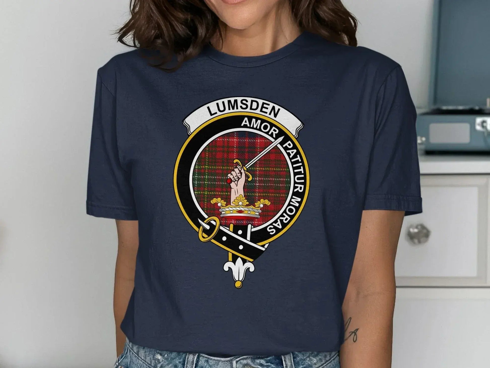 Lumsden Amor Patitur Moras Graphic Print Shirt product type