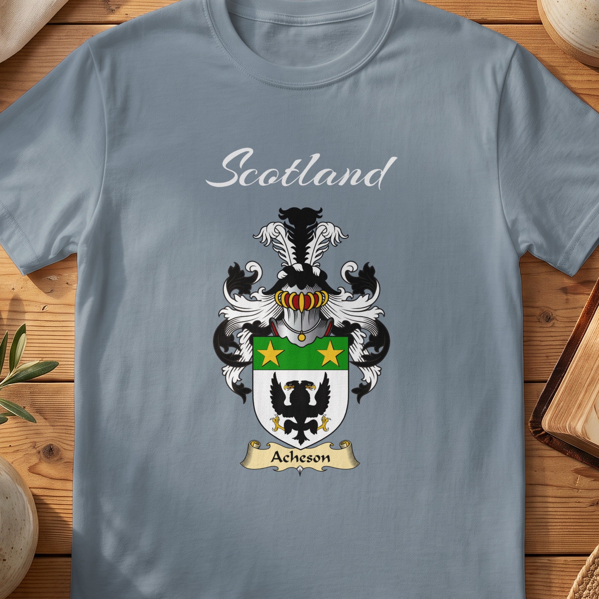 Acheson Scottish family shield T-shirt in Stone Blue