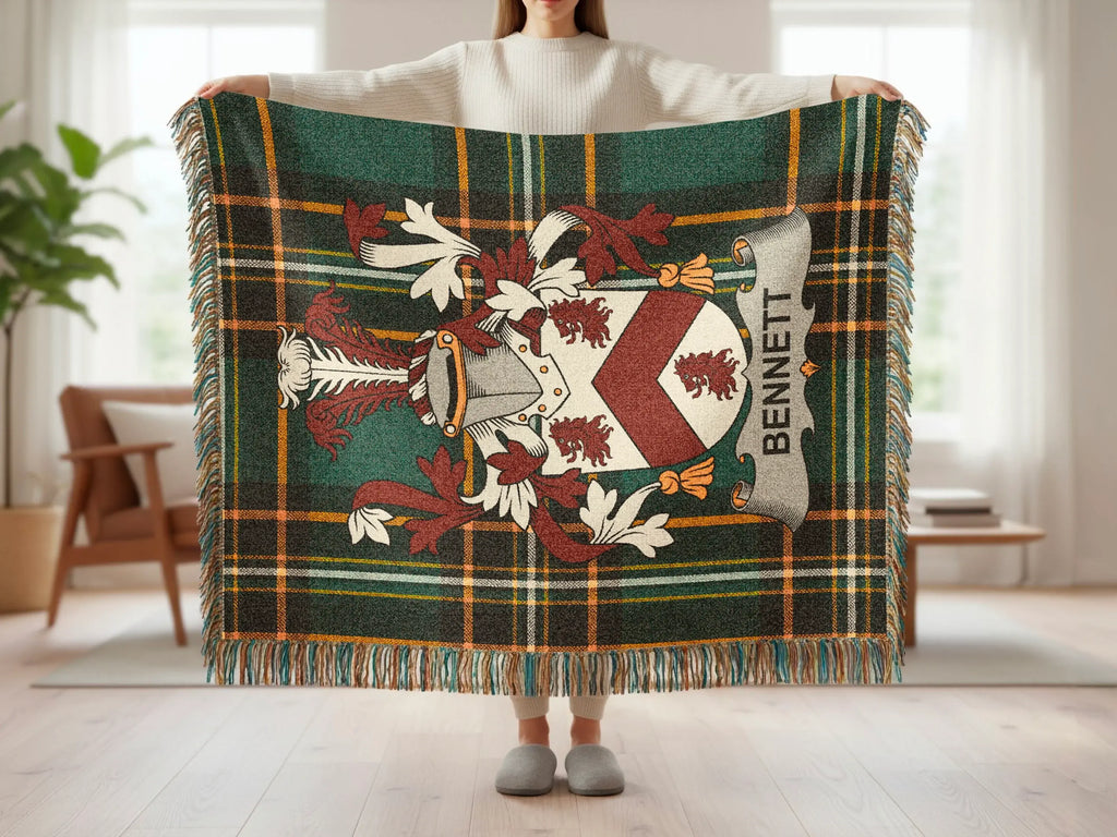 BENNETT Tartan Crest Throw Blanket product type