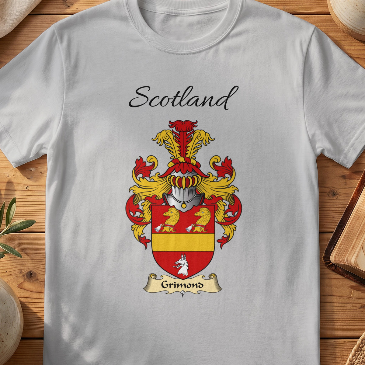 Sport Grey Grimond Scottish family shield T-shirt featuring a gold band and bird motifs on red