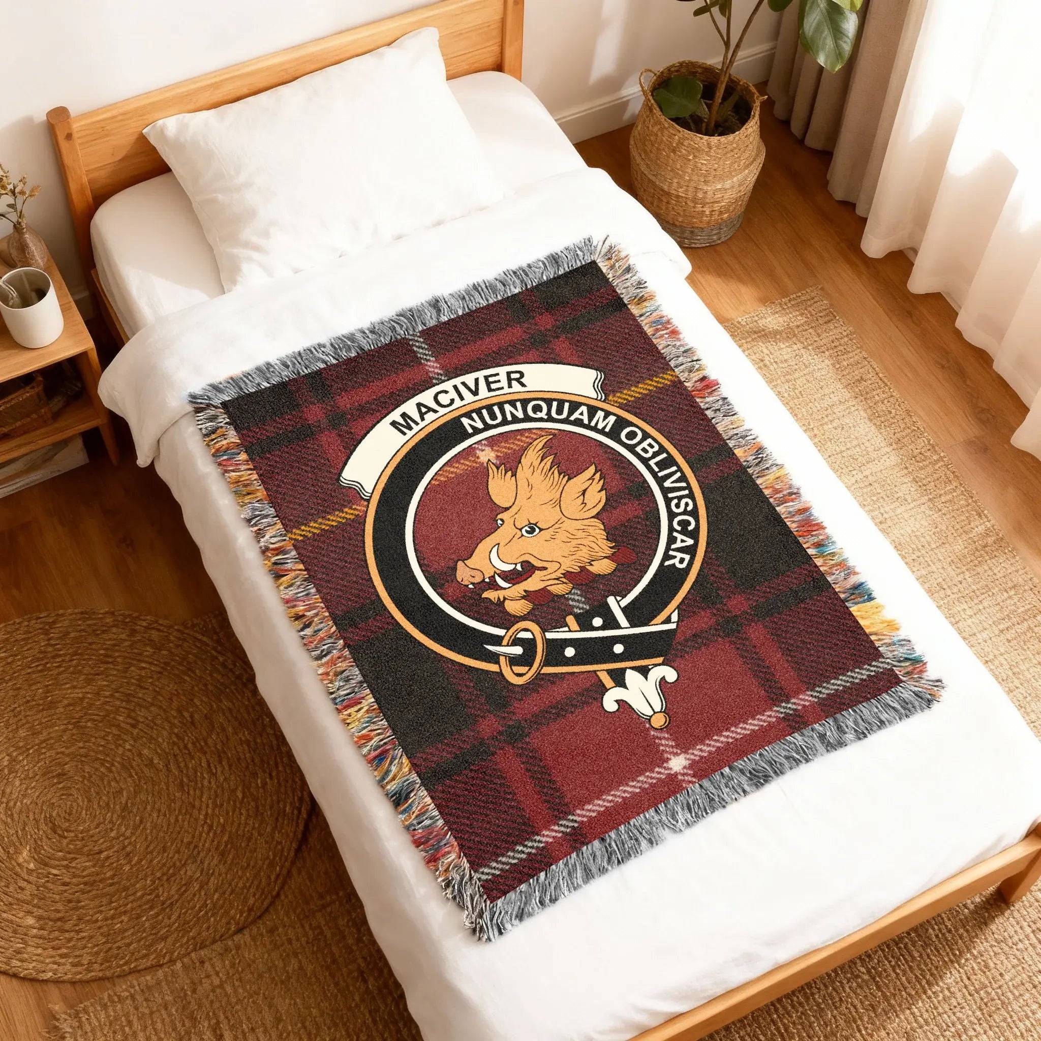 MacIver clan crest plaid woven blanket — Nunquam Obliviscar 60x50 inch heirloom throw