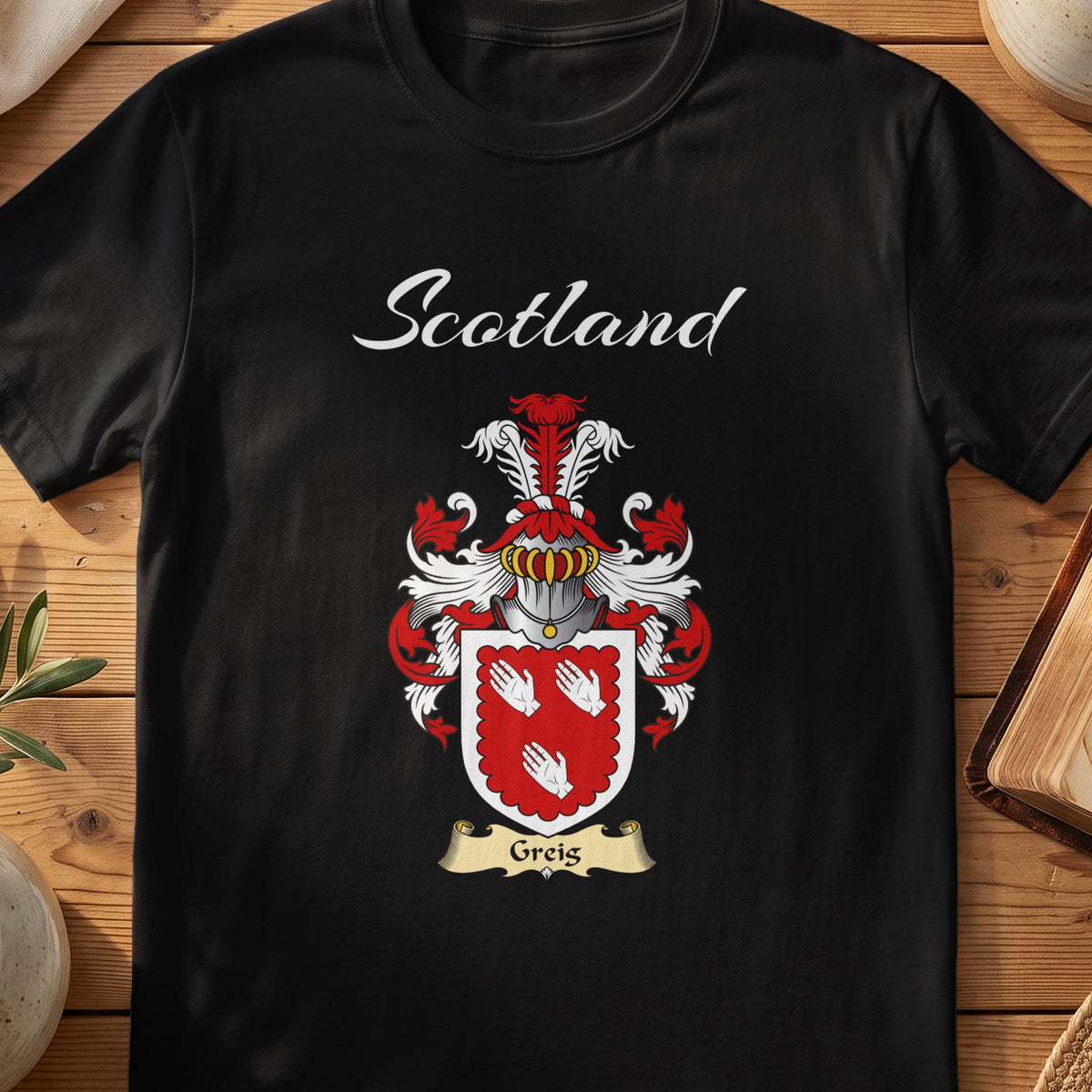 Greis Scottish family shield T-shirt in Black