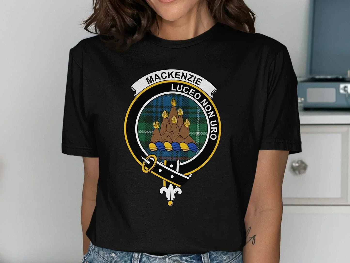 Mackenzie Luceo Non Uro Emblem Shirt product type