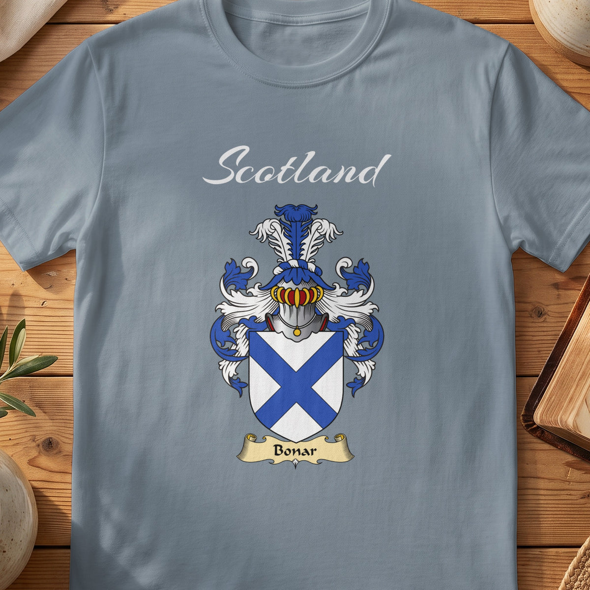 Bonar Scottish family shield T-shirt in Stone Blue